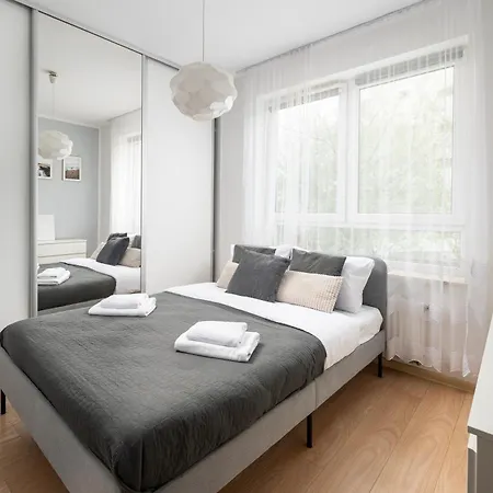 Aleja Krakowska Comfy Warschau