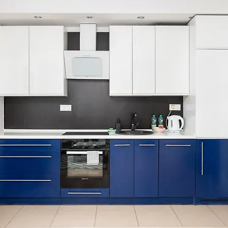 Aleja Krakowska Comfy Apartament