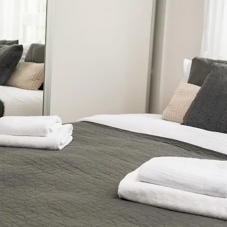 Aleja Krakowska Comfy Apartment