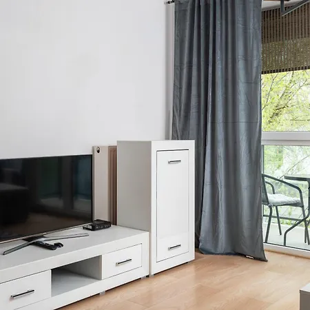 Apartment Aleja Krakowska Comfy Warsaw