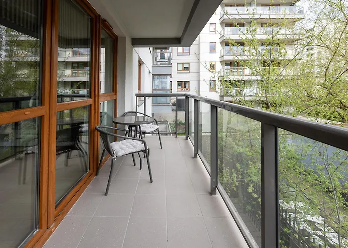 Aleja Krakowska Comfy Apartmán