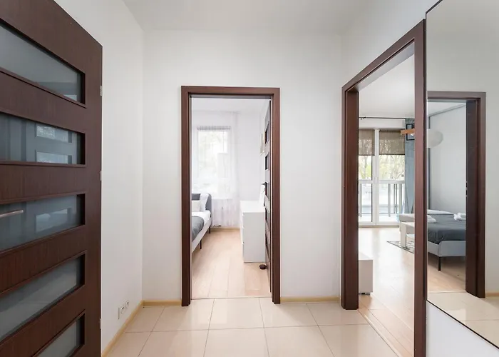Apartament Aleja Krakowska Comfy Warszawa